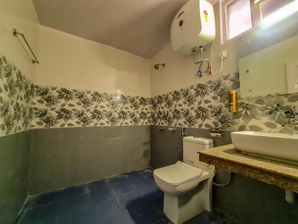 Hotel Pine Grove-Mall Road Manali  Bagian luar foto