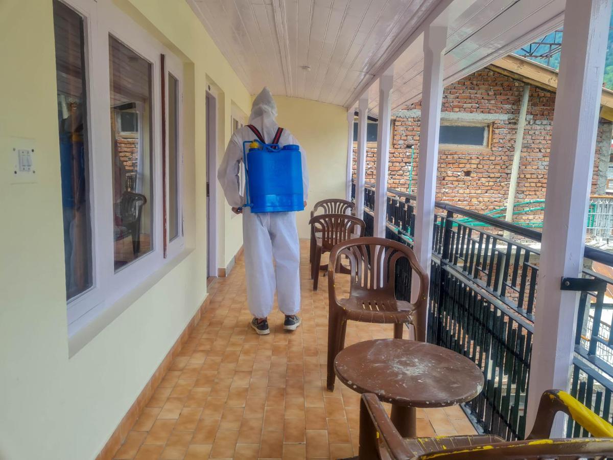 Hotel Pine Grove-Mall Road Manali  Bagian luar foto