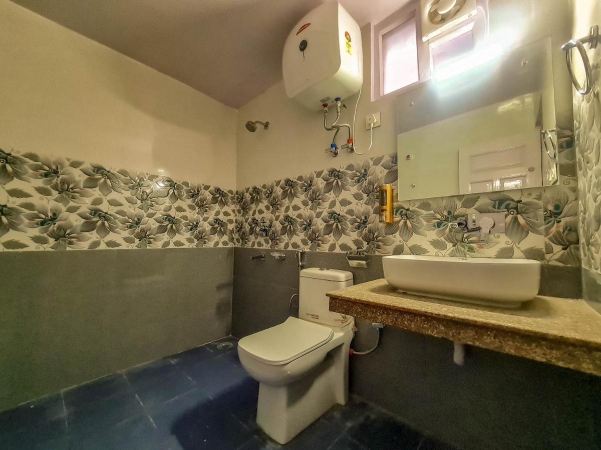 Hotel Pine Grove-Mall Road Manali  Bagian luar foto